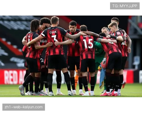 塞内西解围封堵数据出色 伯恩茅斯中卫独自撑起防线